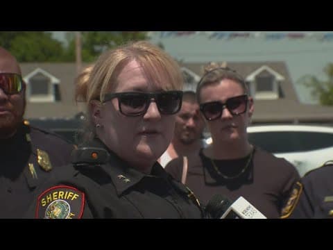 Suspect dead after standoff in Tarrant County; Deputy who was shot hospitalized in stable condition