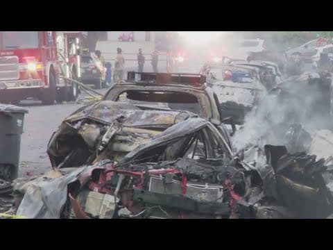 Small plane crashes into neighborhood in San Diego