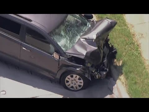 1 killed, 2 injured in multi-vehicle crash on West Kiest Boulevard in Dallas, officials say