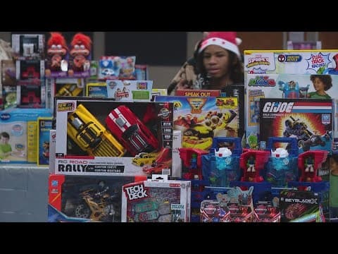 New B.O.Y. and Inner Beauty host holiday giveaway