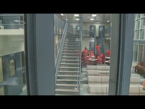 New Orleans jail without water since Friday night
