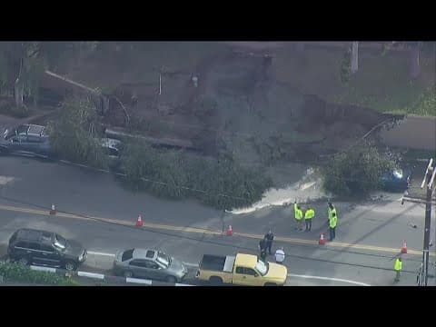 Hillside collapses in Vista; residents displaced and cars crushed