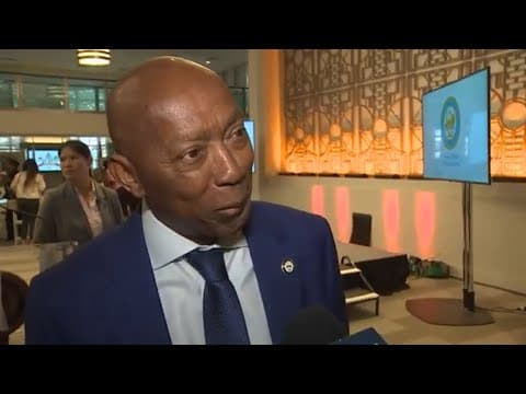 Houston Mayor Turner announced as Grand Marshal of 74th H-E-B Thanksgiving Day Parade