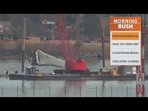 Crews continue cleanup in the Potomac River