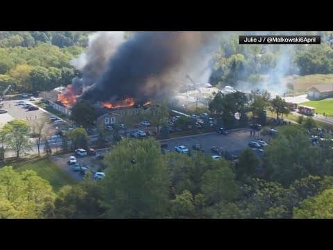 4 dead and 8 injured in Michigan church shooting and fire