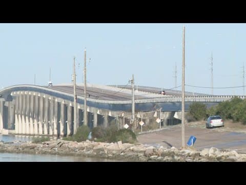 LIVE VIDEO: Icy roads lead to hazardous driving conditions in Houston area