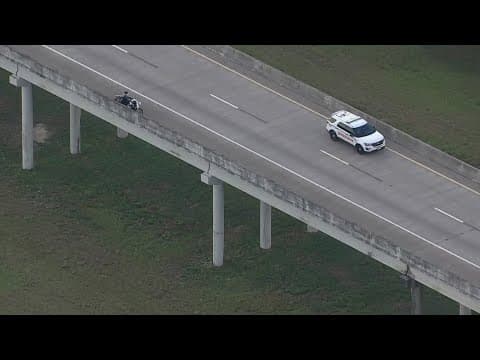 Motorcyclist dies in crash on Crosby Freeway in east Harris County