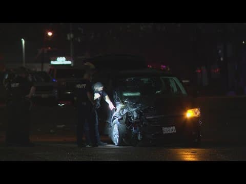2 dead after driver splitting lane with oncoming traffic hits 3 cars, HCSO says