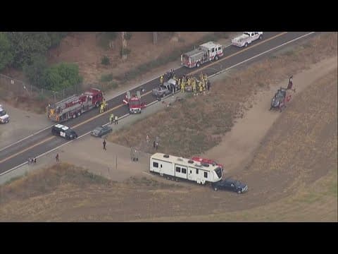 6 people hurt in 'major crash' near San Diego Zoo Safari Park