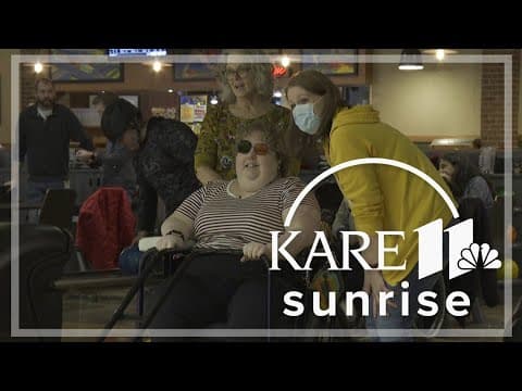 Adaptive bowlers find joy in Courage Kenny program