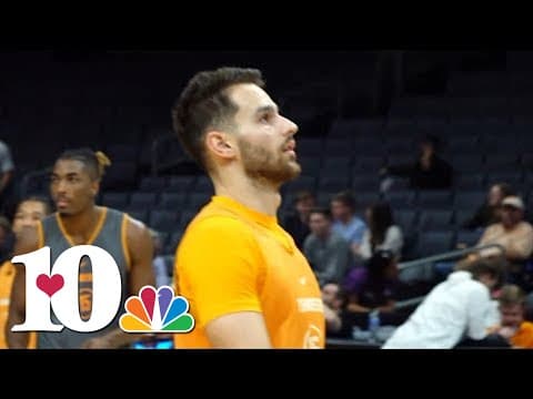 Tennessee Basketball practices in Charlotte