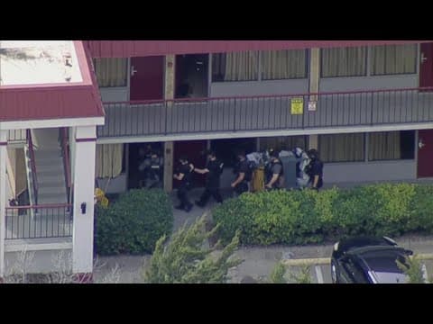 Police investigating "active crime scene" at North Texas Red Roof Inn
