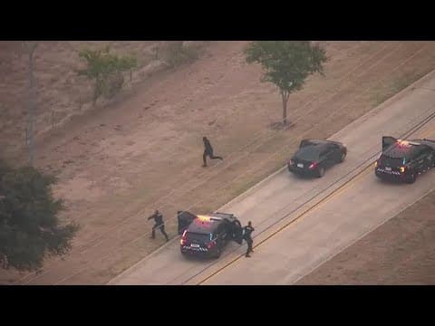 Fort Worth police chase of alleged stolen vehicle ends with dramatic foot pursuit in Haslet
