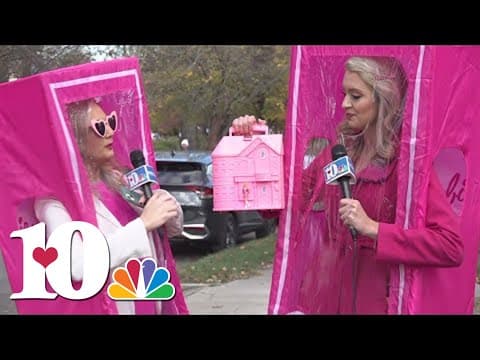 10AboutBarbie: Barbie and Barbie can't get enough of Barbie