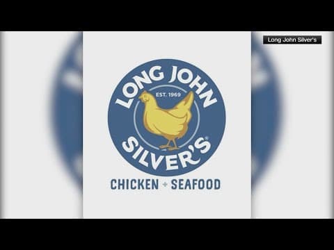 Long John Silver's changes logo to center chicken in the center