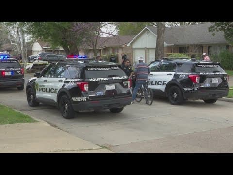HPD: Officers shoot, kill robbery suspect in southwest Houston
