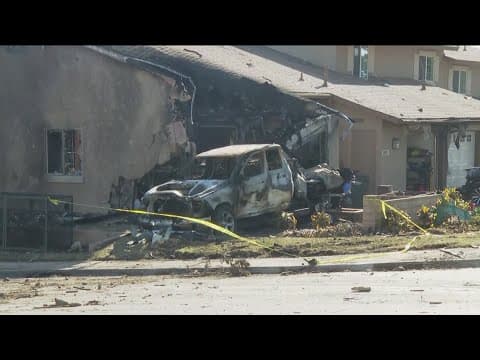 San Diego plane crash 5 p.m. update | Neighbors recall minutes after deadly crash