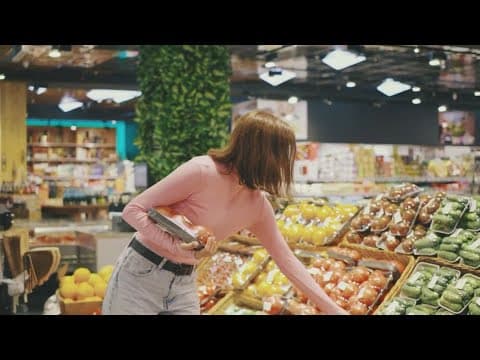 Inflation gauge closely watched by the Fed falls to lowest level since early 2021