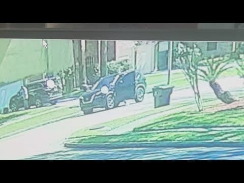 Disturbing video shows man being robbed in northwest Harris County