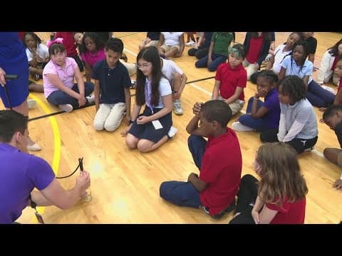 13 Weather Academy visits students at Eagle Creek Elementary