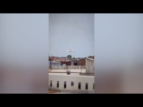 Boeing 787 Dreamliner crashes in India