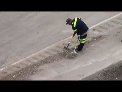 $800,000 in dimes spills all over highway after semi overturned in Texas