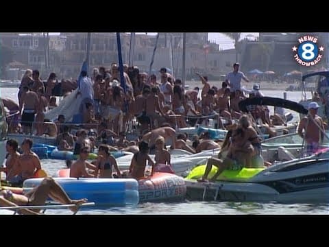 Floatopia 2009 | Loophole in the San Diego beach alcohol ban by floating on rafts, inner tubes