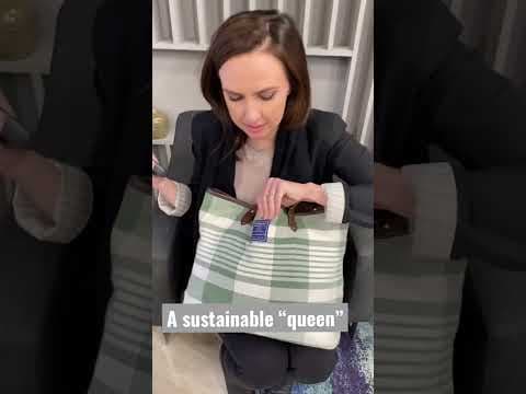 A thrifting “queen.” #kare11sunrise reporter Jenn Austin shares her second-hand tips! #kare11