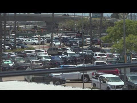 San Diego Airport's Terminal 1 parking lot closes as construction continues