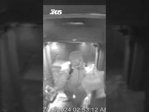 New video shows the argument that led up to the deadly stabbing of bus driver Shawn Yim in Seattle