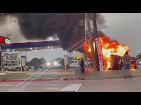 Family of 4 killed, 1 in critical condition in North Texas street racing crash, police say