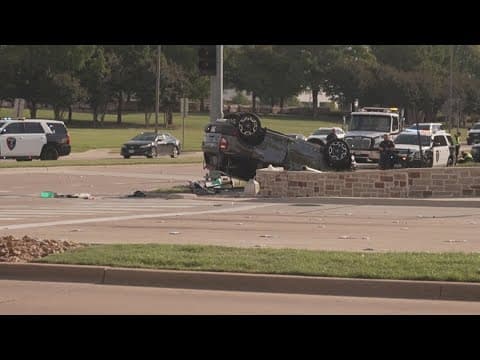 2-car rollover crash in Plano leaves 1 pedestrian dead, another hospitalized, police say