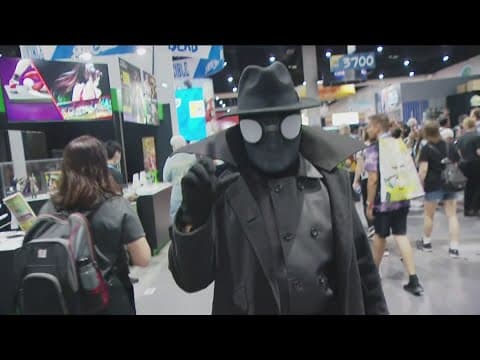 San Diego Comic-Con kicks off with Preview Night