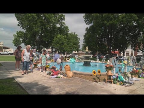 City of Uvalde releases public records from Robb Elementary mass shooting in settlement with WFAA