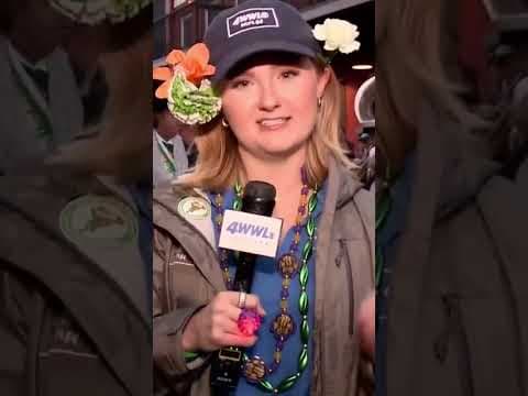 Big crowds turn out for Downtown Irish Club parade #stpatricksday #neworleans