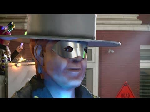 Krewe of Muses Parade Coverage | The Mylar Menace