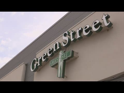 Brownsburg pub gives free meals to tornado first responders