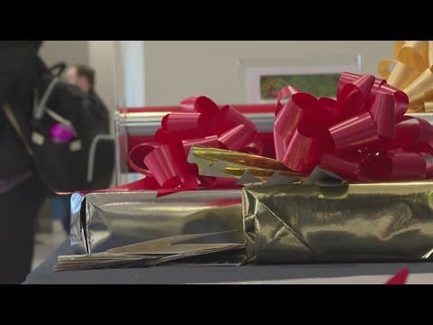 Tips from the world's greatest gift wrap artist