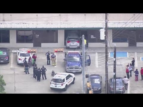 HCSO: No serious injuries after SUV crashes into insurance storefront in NW Harris County