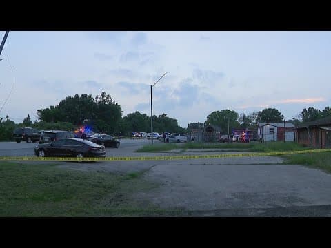 Men flown to hospital after shooting at HPD officers in Waller County