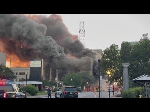 Beaumont firefighters fight fire at vacant downtown building