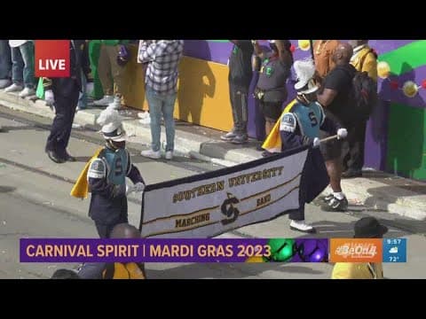 The Human Jukeboxes marches past Gallier Hall