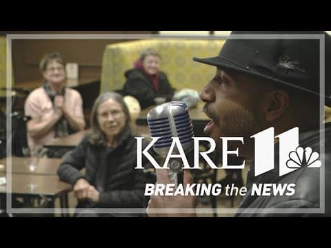 Grocery bagger by day, café crooner by night