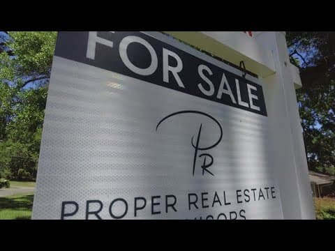 Economists warning first-time homebuyers to wait it out