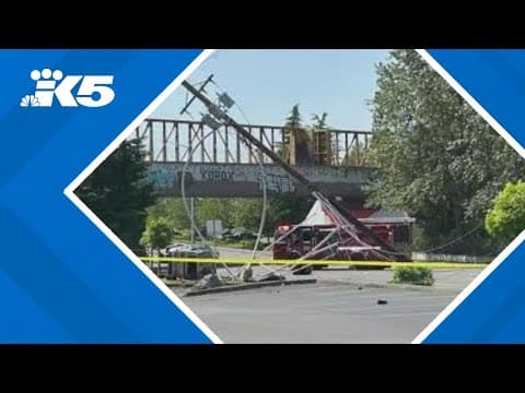 1 dead after vehicle of juveniles crashes near Parkland