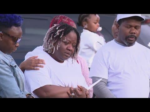 Vigil held in remembrance of murdered 19-year-old Ball State student