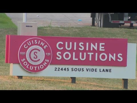 Ammonia leak sends 33 to hospital in Sterling