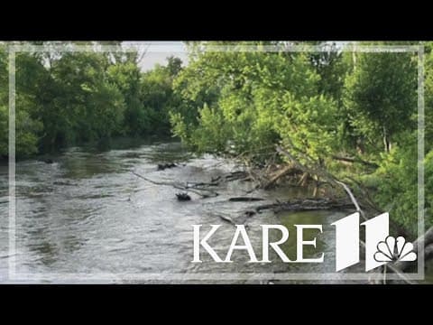 9 rescued from Cannon River after canoes tip near Red Wing