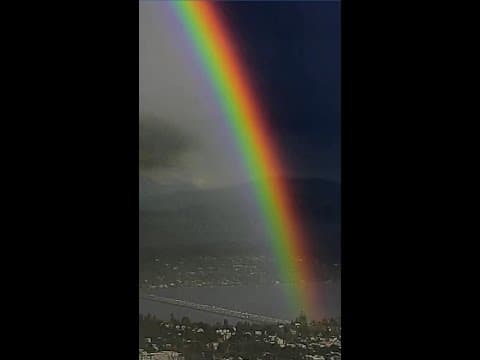 Rare 'double' rainbow graces Seattle's skyline