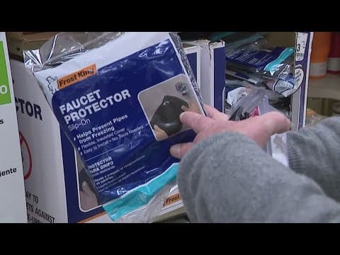 Houstonians make last-minute preps before winter freeze